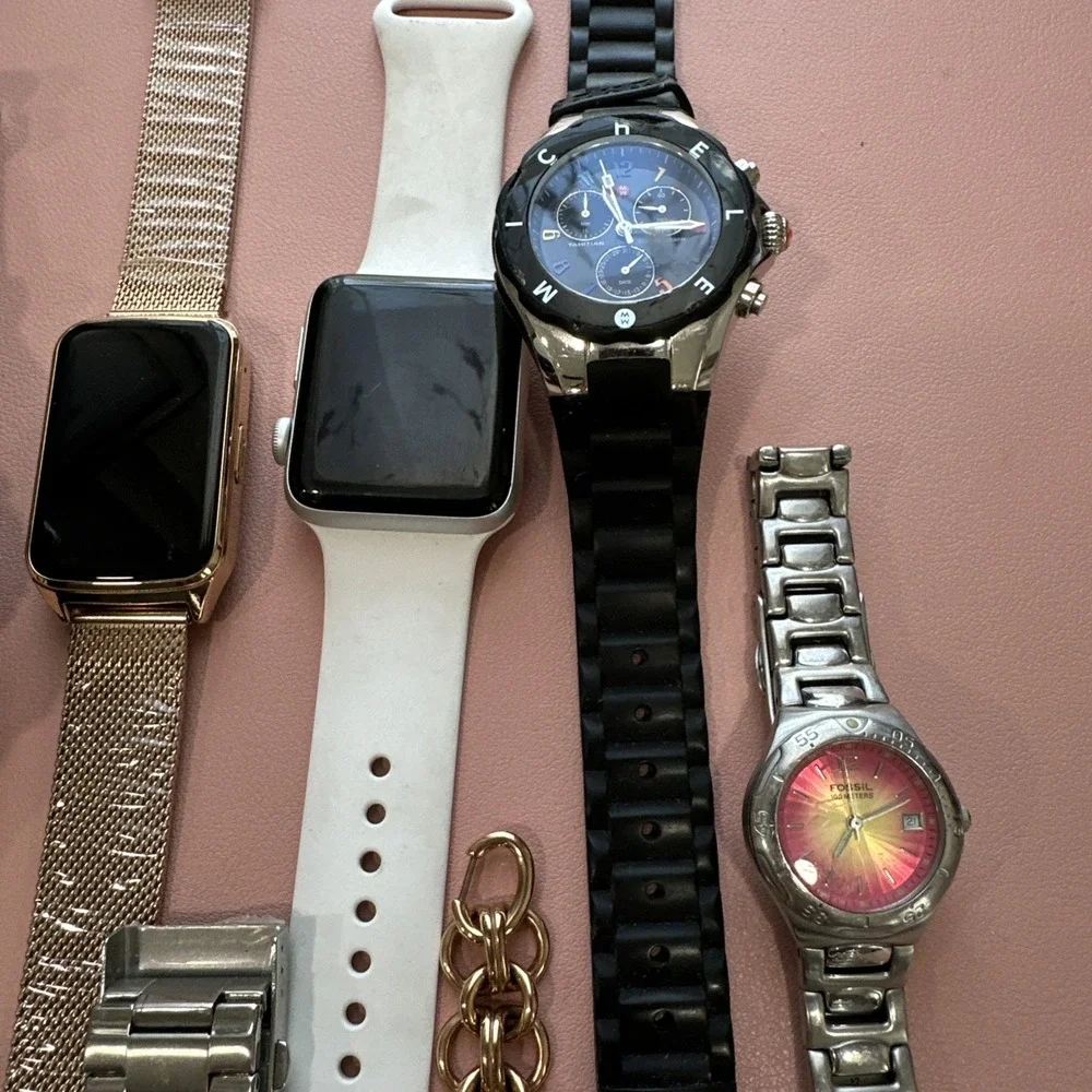Lot Of 9 Assorted Watches Various Brands Mens Womens As-Is See Pictures
